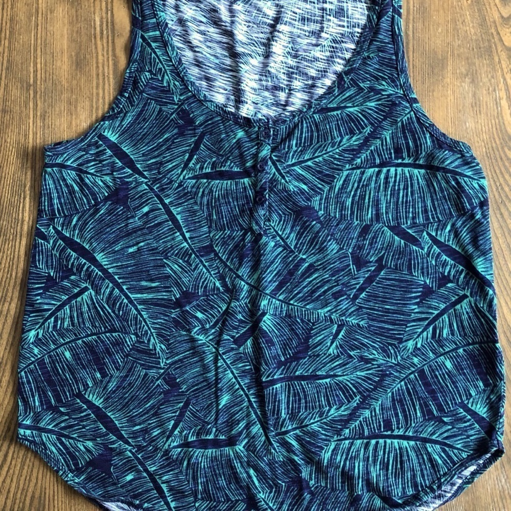 Tank 🎄 top green/blue jungle leaf  pattern SZM